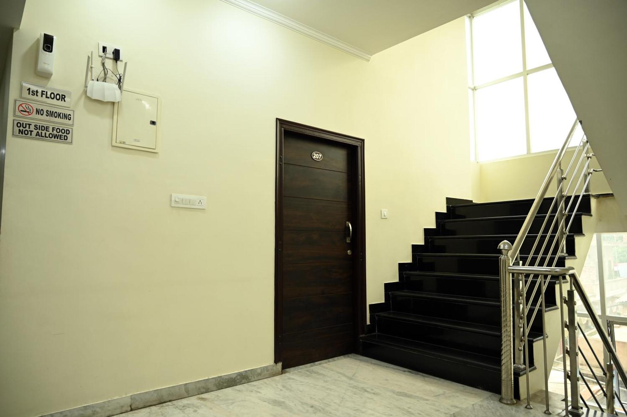 Hotel Pulse Inn Near Railway Station Jaipur Exterior foto